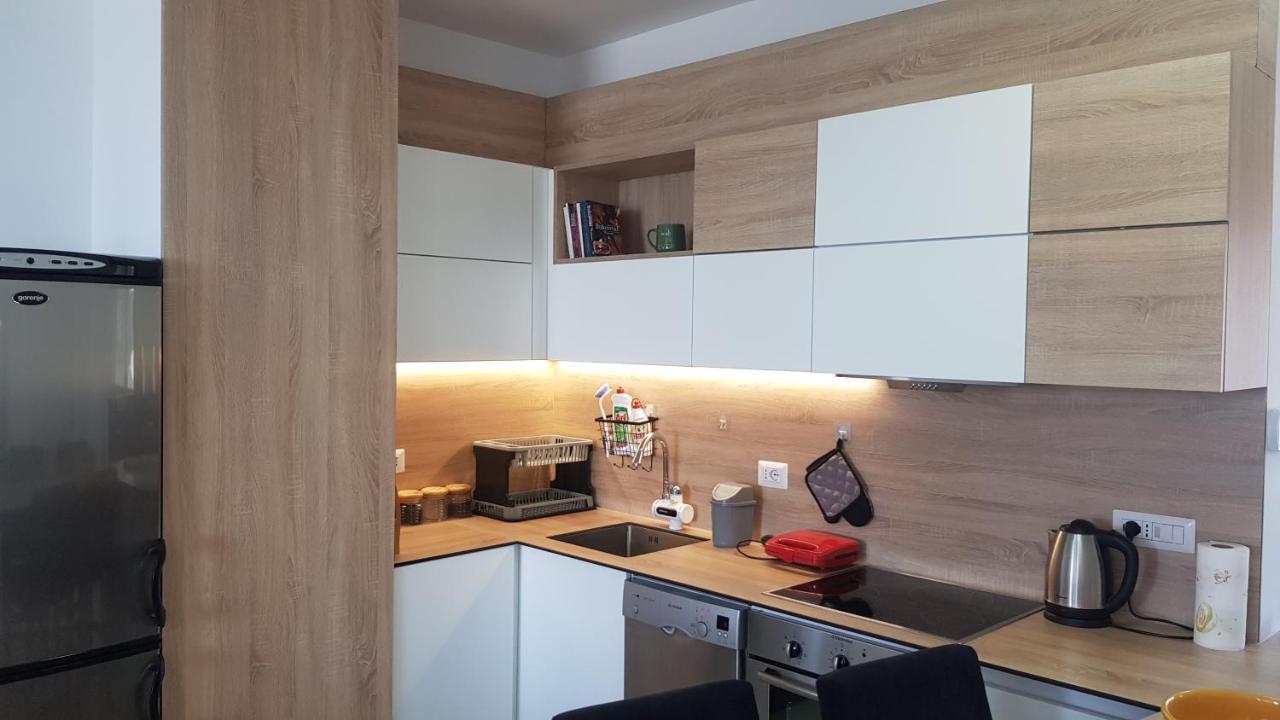 M&I Beach Apartment With Sea View Durrës Exterior foto