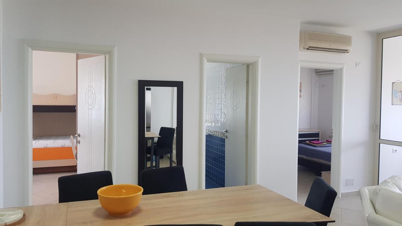 M&I Beach Apartment With Sea View Durrës Exterior foto